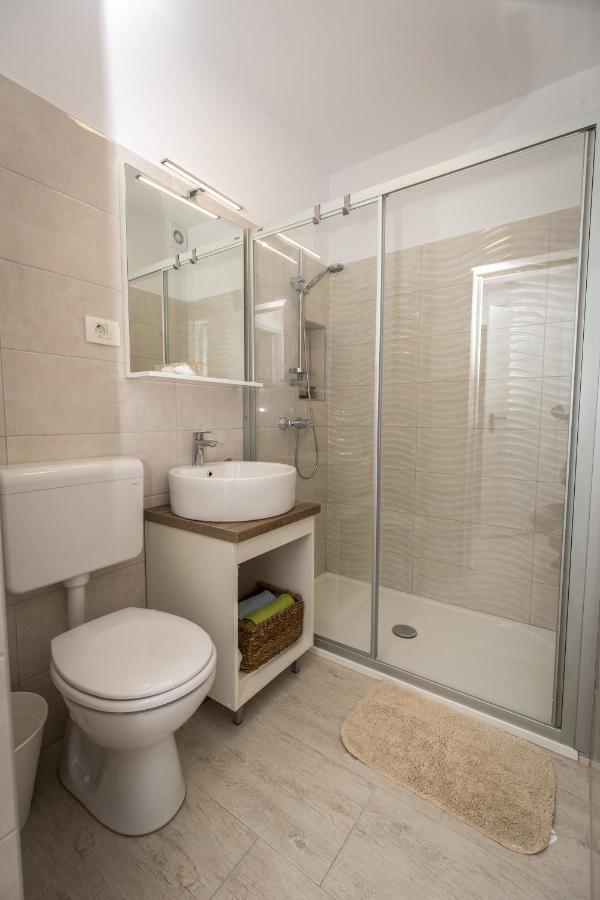 Stay Inn Arena Center Pula Exterior foto